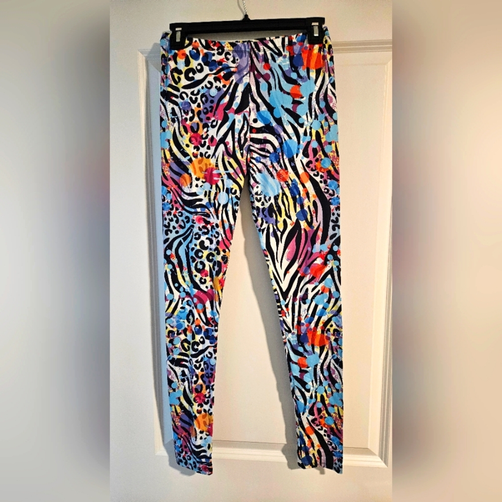 Splash 💦 of color leggings!